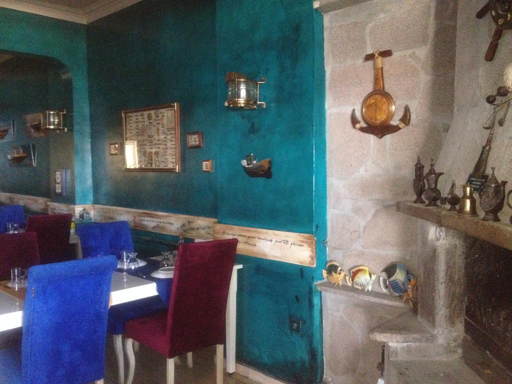 Alp Otel Restaurant Küçükkuyu Kültér fotó