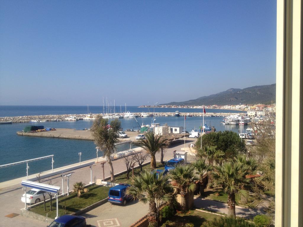 Alp Otel Restaurant Küçükkuyu Kültér fotó